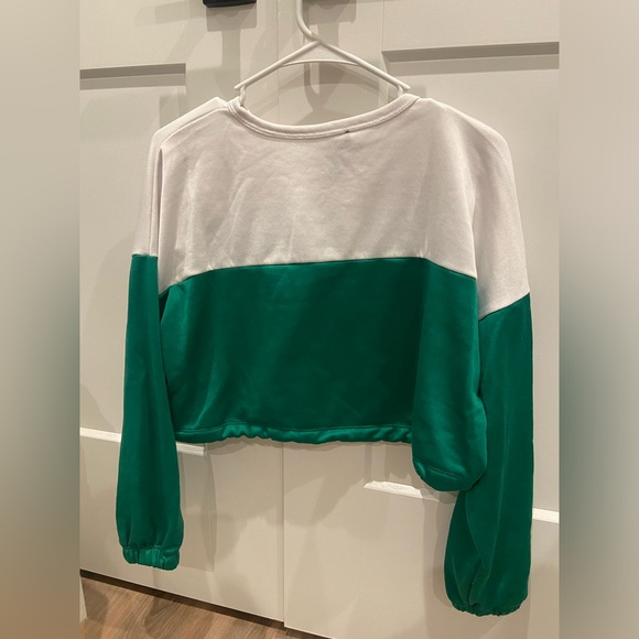 Green & White Crop Crew Neck - Picture 2 of 2